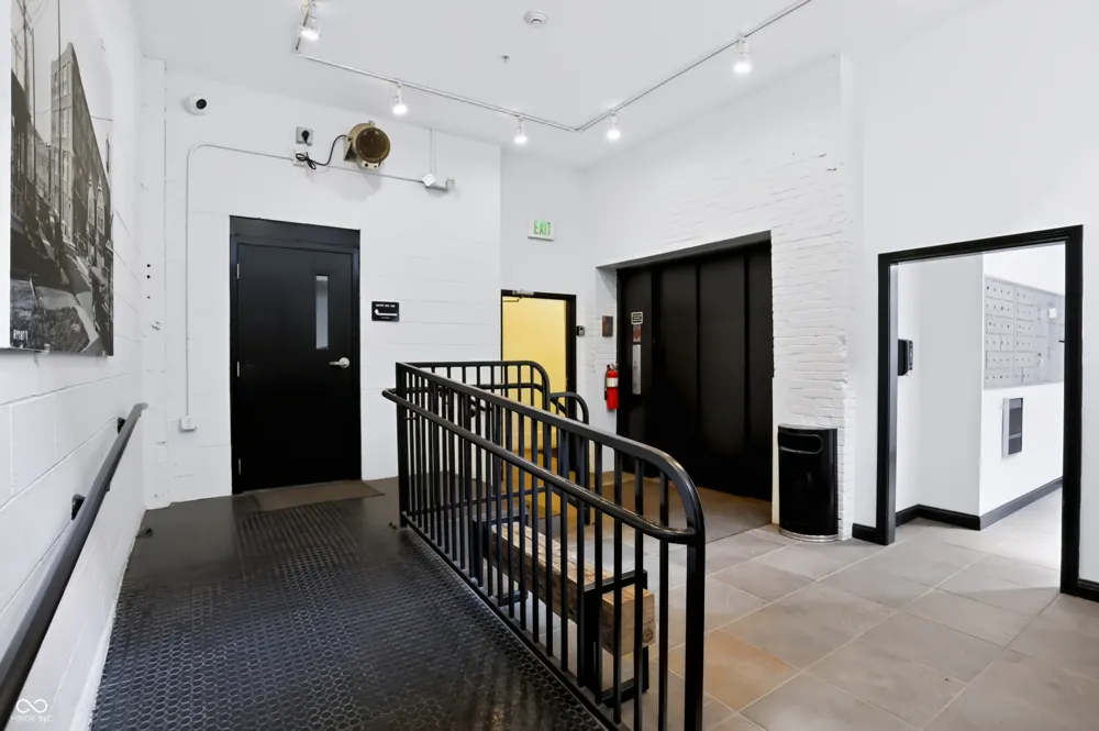 630 College Avenue #201 Indianapolis, IN 46204