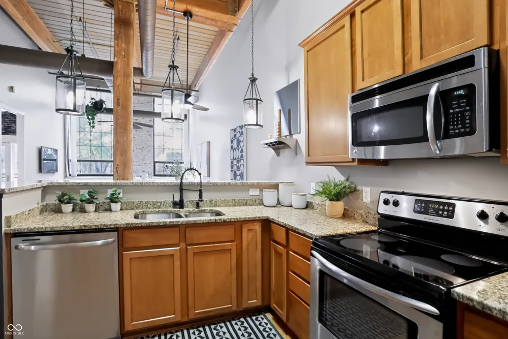 630 College Avenue #201 Indianapolis, IN 46204