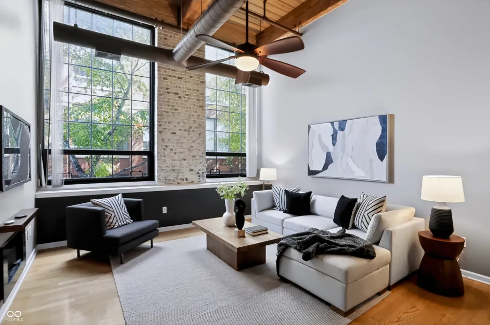 630 College Avenue #201 Indianapolis, IN 46204