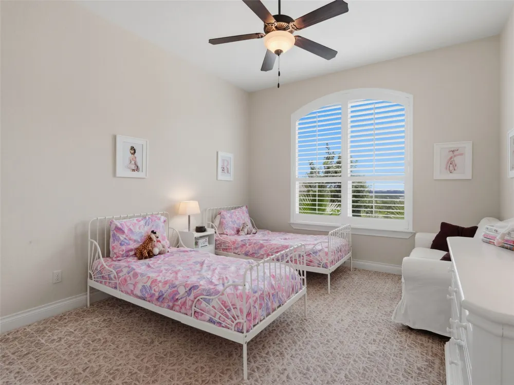 324 Valley Landing New Braunfels, TX 78132
