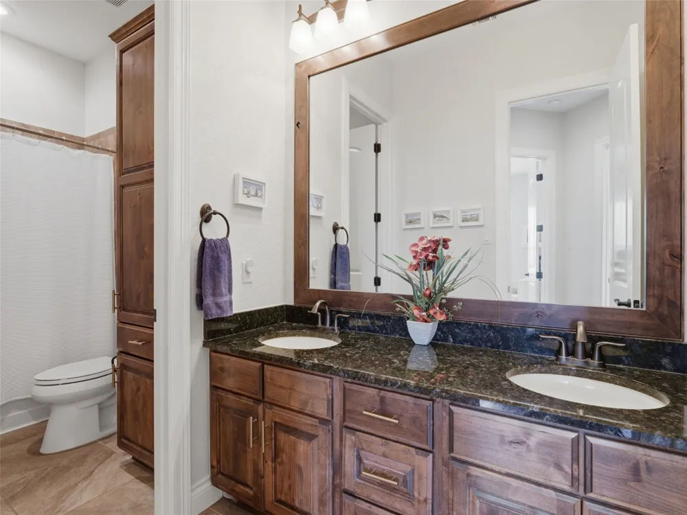 324 Valley Landing New Braunfels, TX 78132