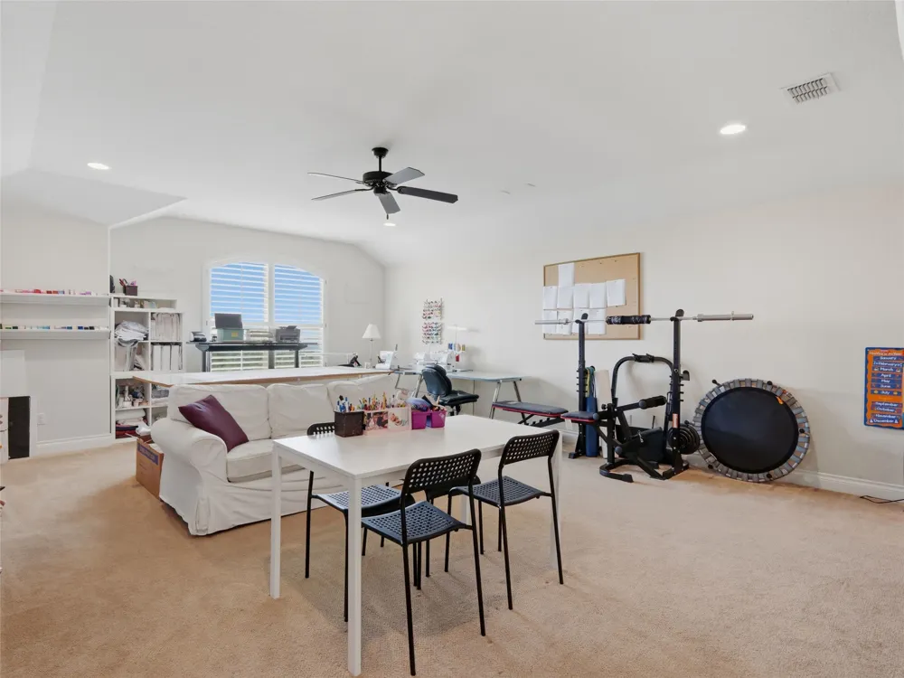 324 Valley Landing New Braunfels, TX 78132