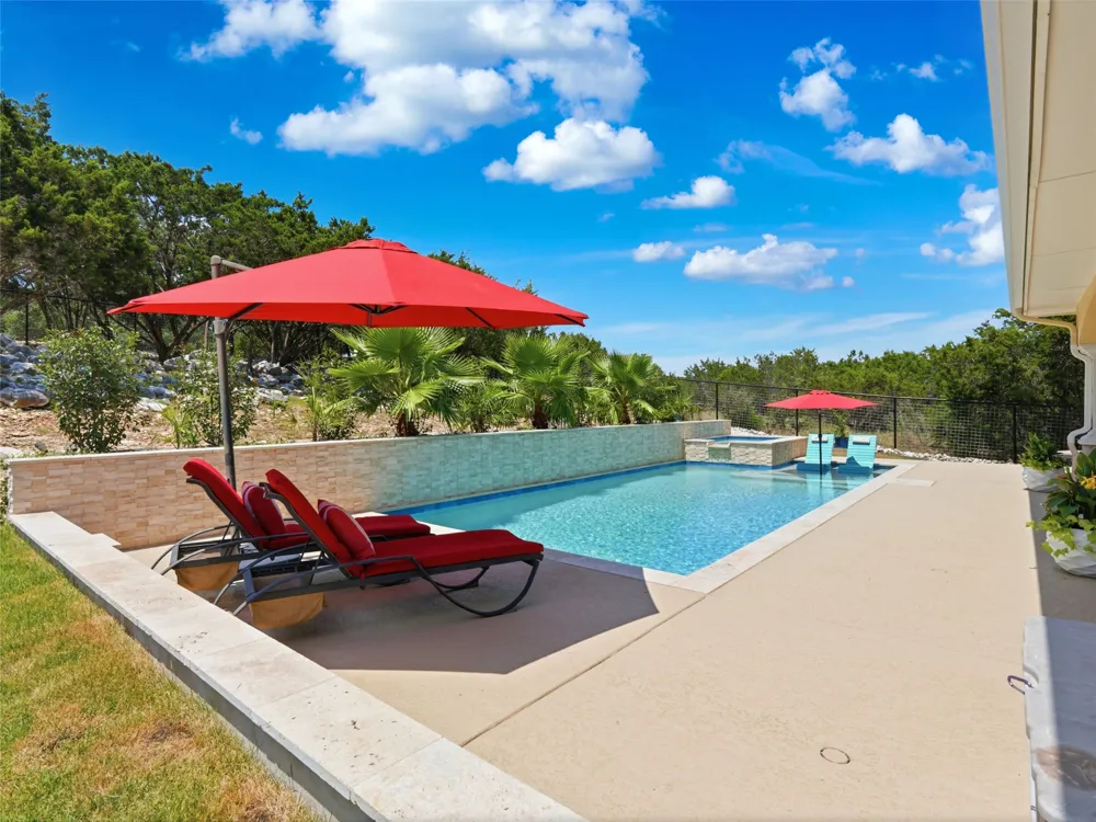 324 Valley Landing New Braunfels, TX 78132