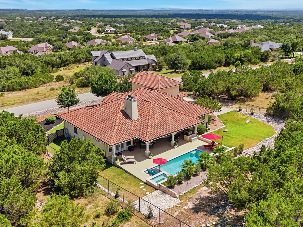 324 Valley Landing New Braunfels, TX 78132