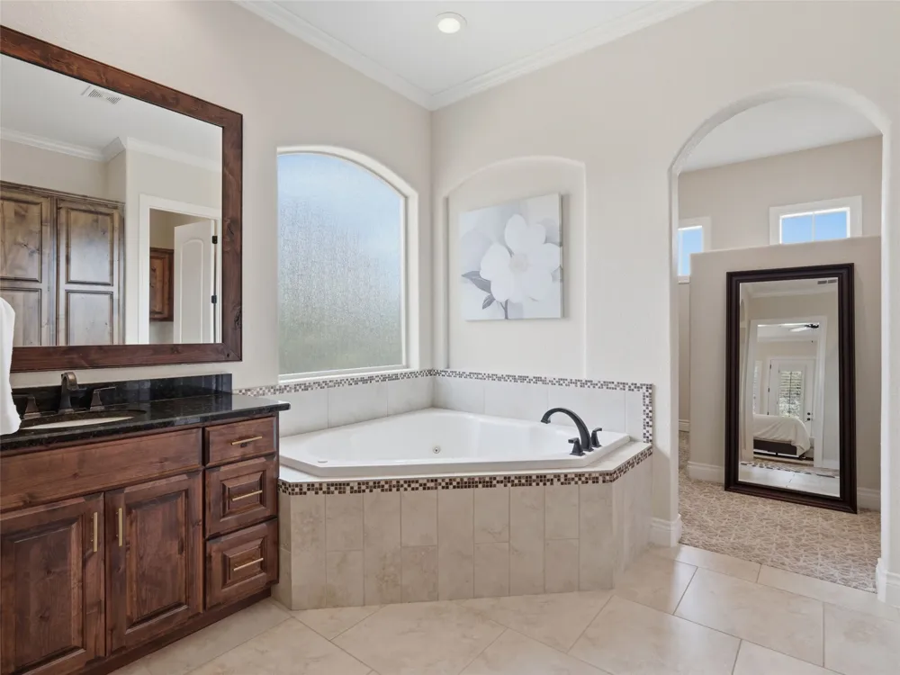 324 Valley Landing New Braunfels, TX 78132