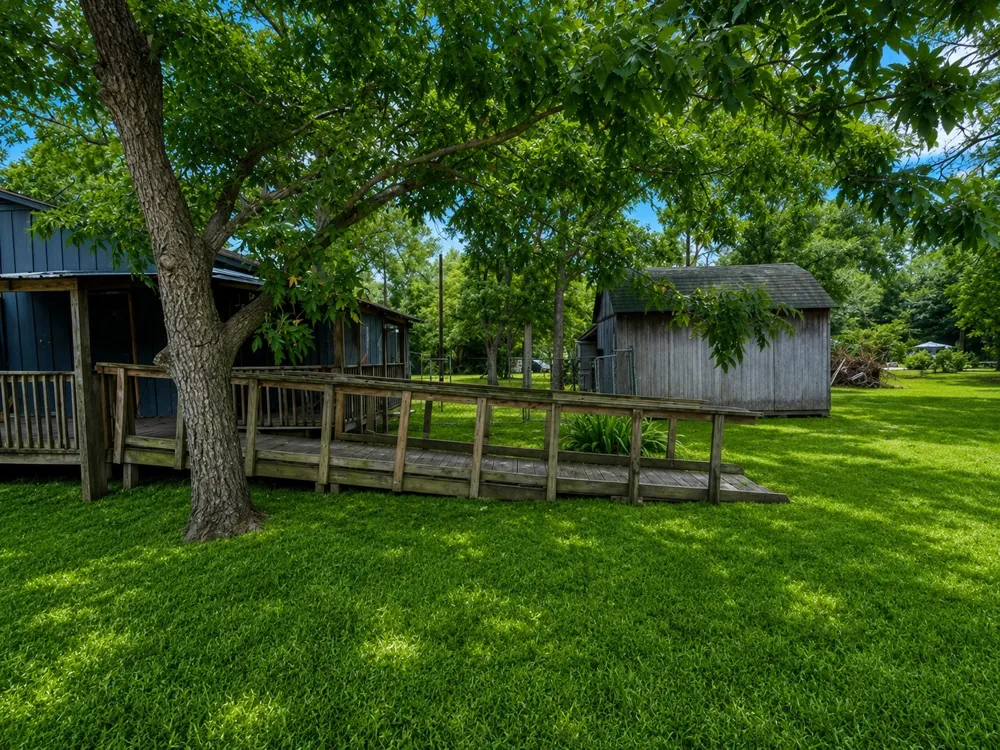 286 County Road 2175 Quitman, TX 75783