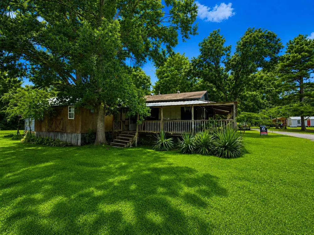 286 County Road 2175 Quitman, TX 75783