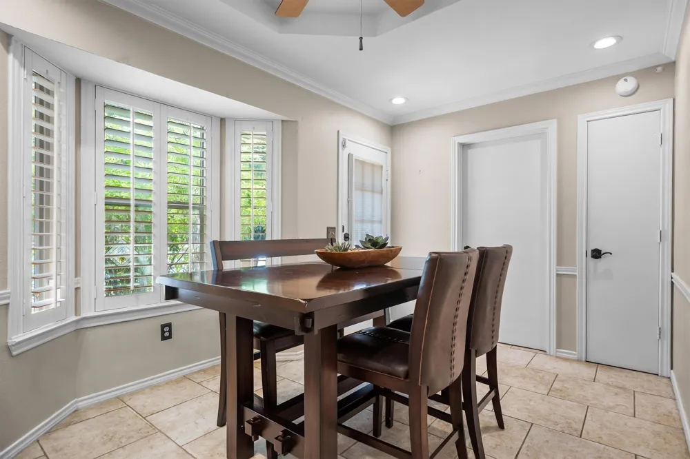 301 Meadow Knoll Drive Double Oak, TX 75077