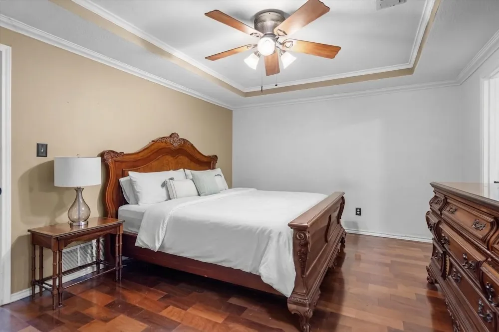 301 Meadow Knoll Drive Double Oak, TX 75077