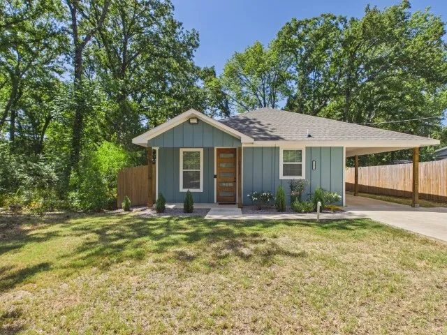 14089 E Travis Lane Log Cabin, TX 75148