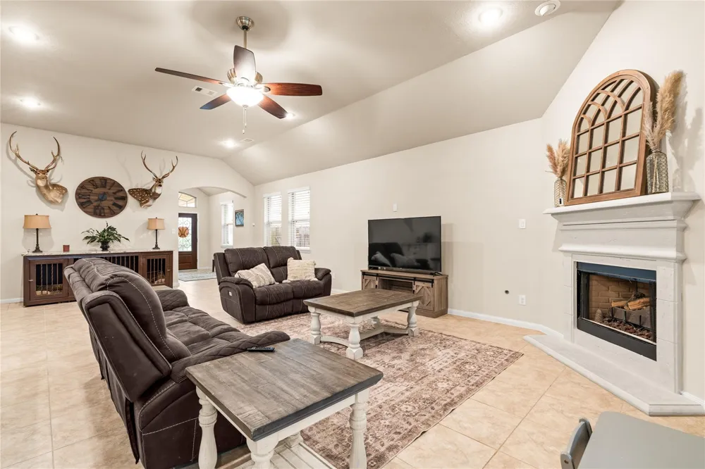 16226 Amber Brown Drive Hockley, TX 77447