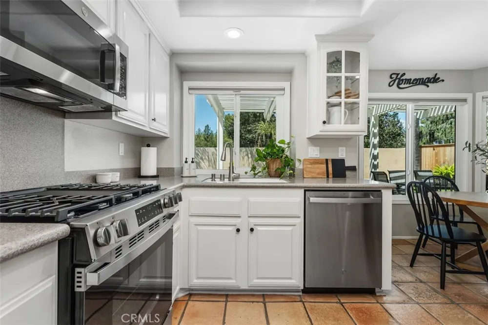 29 Raposa Rancho Santa Margarita, CA 92688