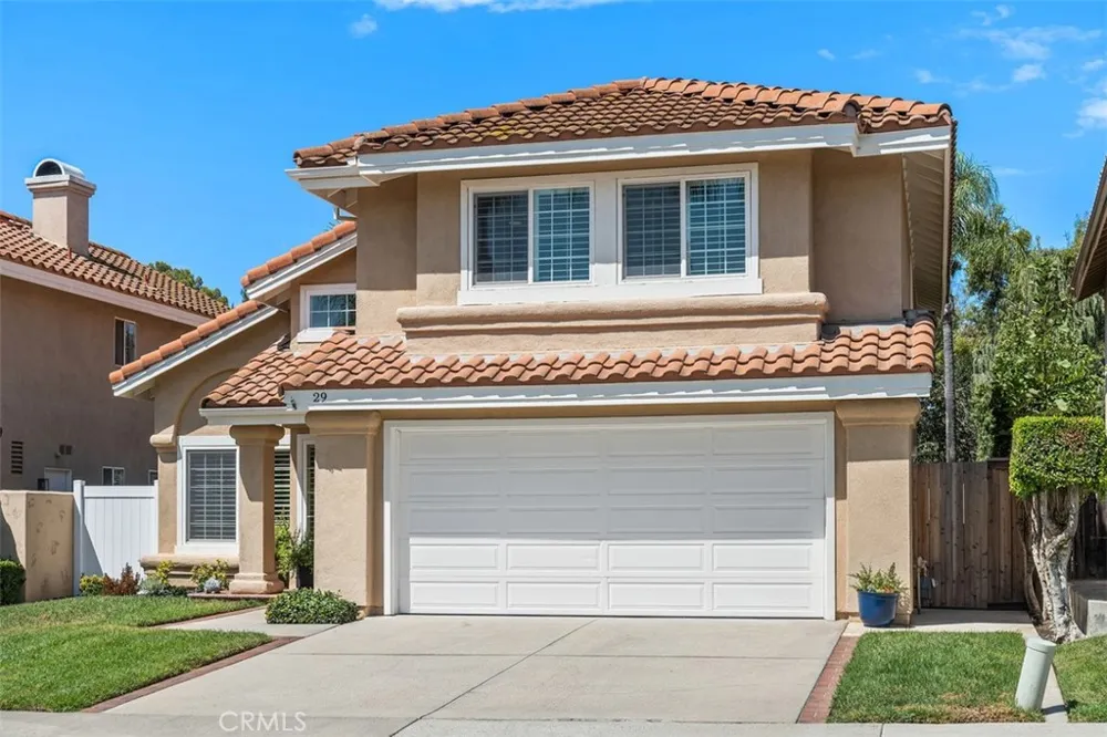 29 Raposa Rancho Santa Margarita, CA 92688