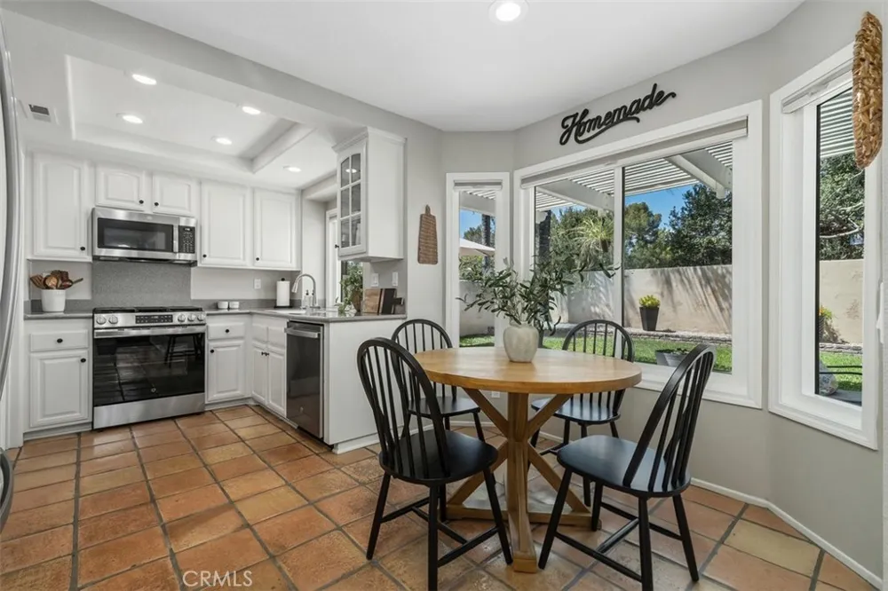 29 Raposa Rancho Santa Margarita, CA 92688
