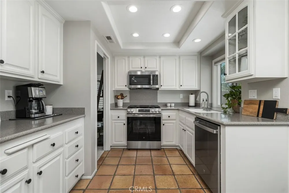 29 Raposa Rancho Santa Margarita, CA 92688