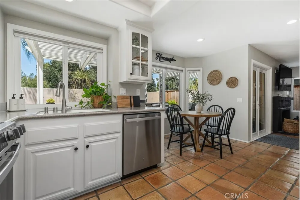 29 Raposa Rancho Santa Margarita, CA 92688