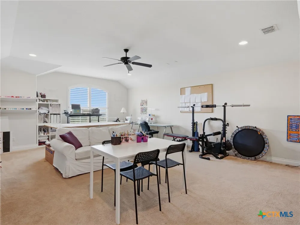 324 Valley Lodge New Braunfels, TX 78132