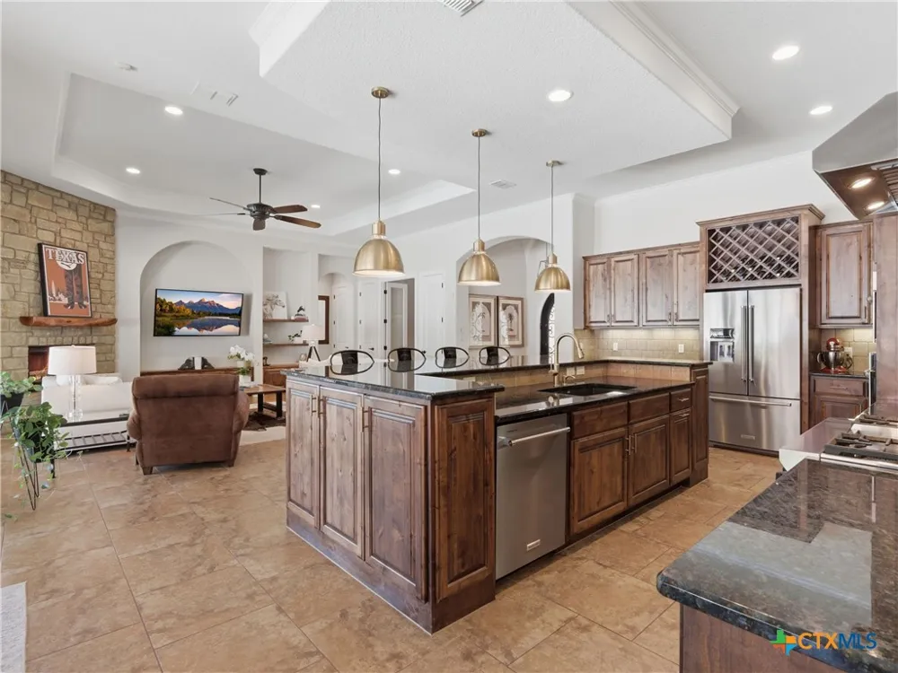 324 Valley Lodge New Braunfels, TX 78132
