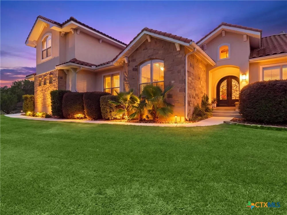 324 Valley Lodge New Braunfels, TX 78132