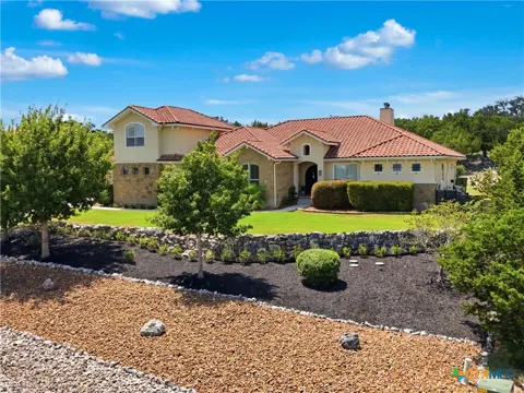 324 Valley Lodge