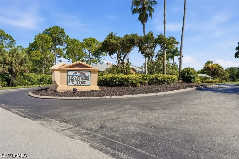 Riverwind Drive Alva, FL 33920