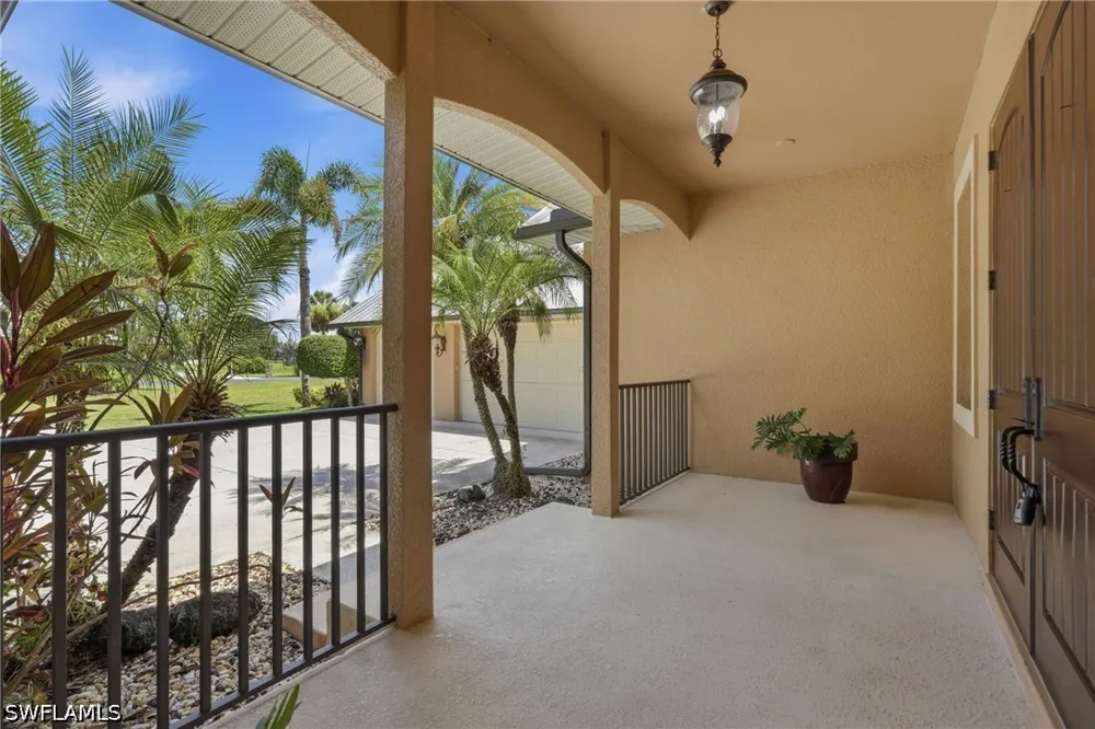 Riverwind Drive Alva, FL 33920
