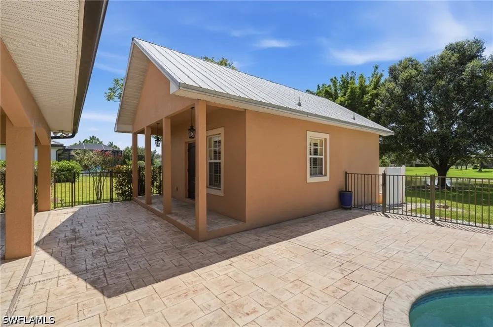 Riverwind Drive Alva, FL 33920