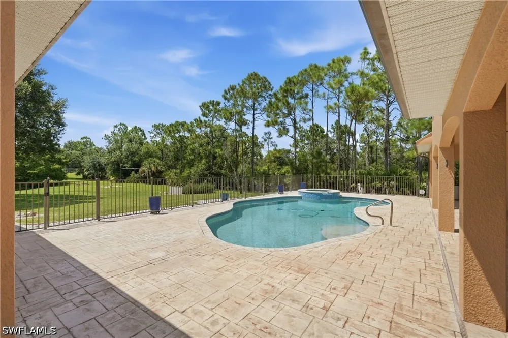 Riverwind Drive Alva, FL 33920