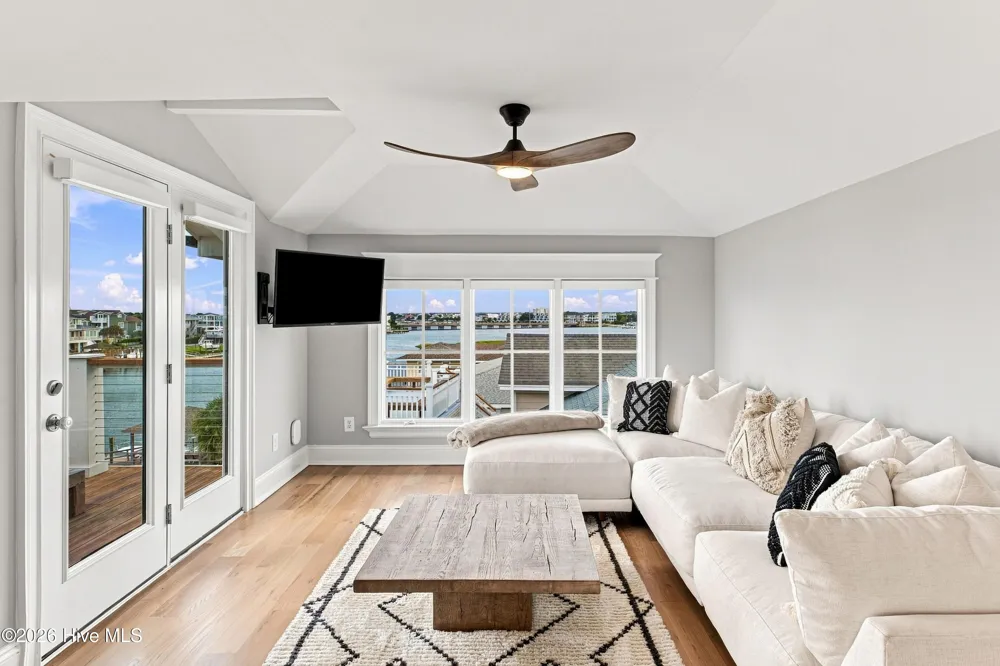 13 Bermuda Drive Wrightsville Beach, NC 28480