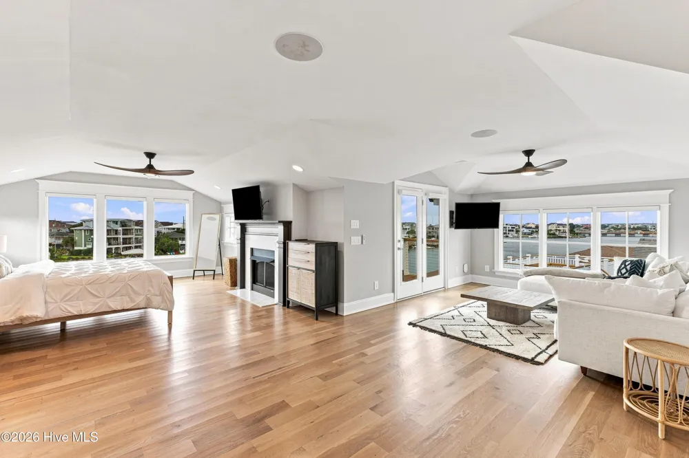 13 Bermuda Drive Wrightsville Beach, NC 28480