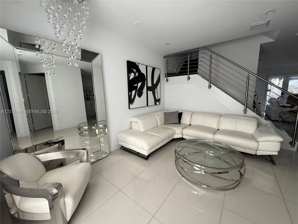 6418 NW 105th Pl Doral, FL 33178