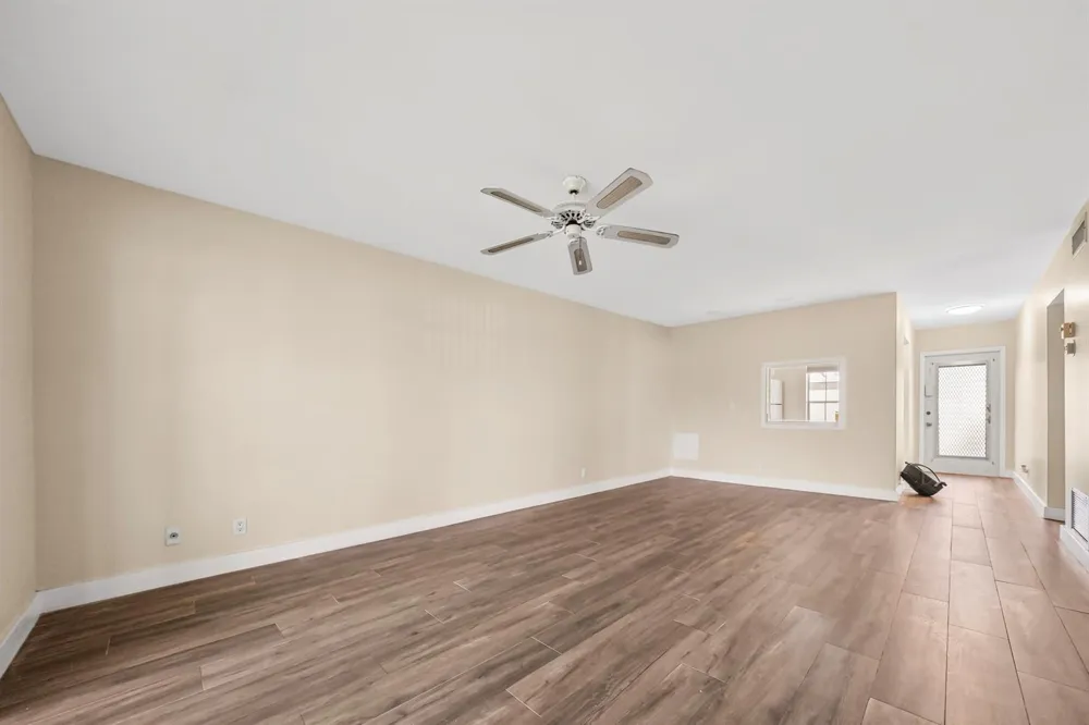 270 CAPE COD CIRCLE #B Lake Worth, FL 33467