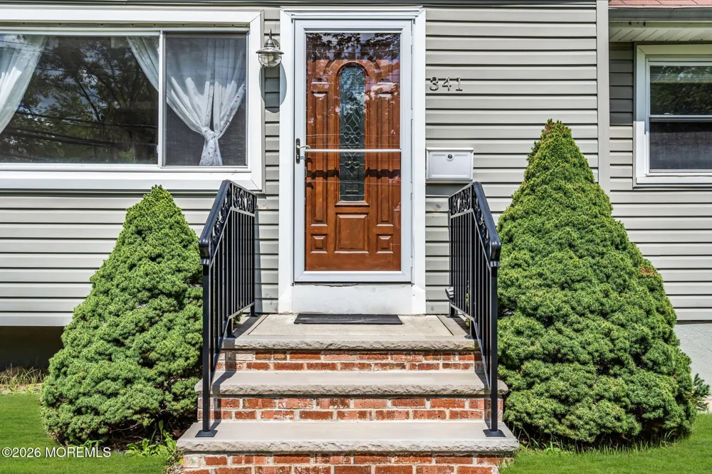 341 Middle Road Hazlet, NJ 07730