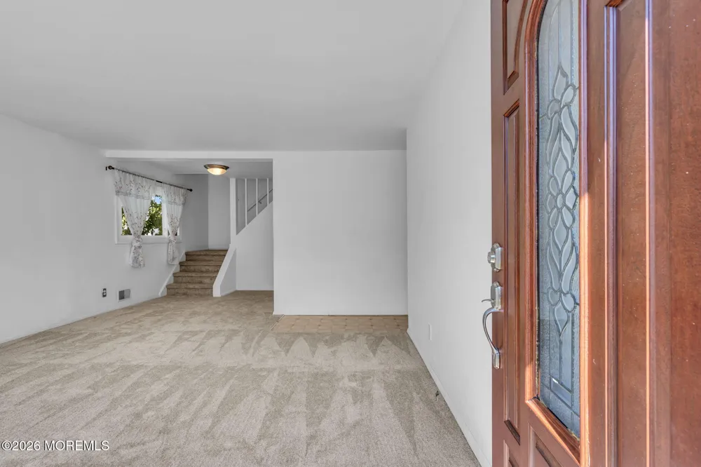 341 Middle Road Hazlet, NJ 07730