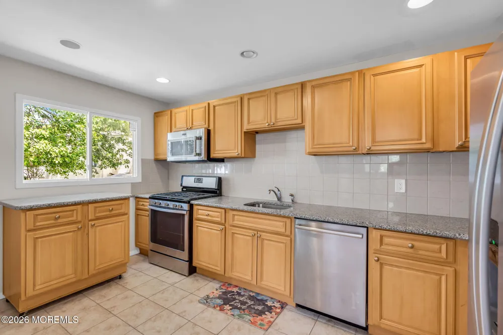 341 Middle Road Hazlet, NJ 07730
