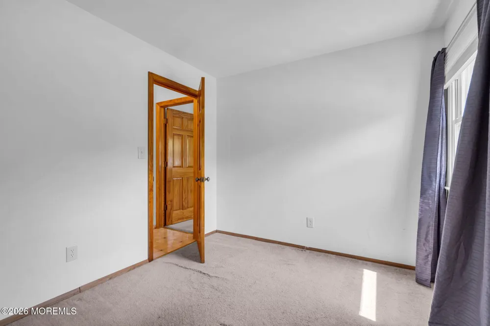 341 Middle Road Hazlet, NJ 07730