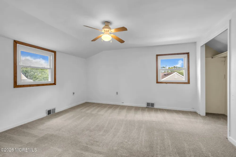 341 Middle Road Hazlet, NJ 07730