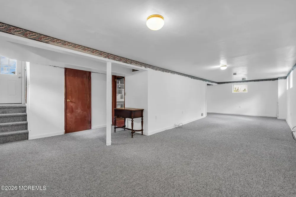 341 Middle Road Hazlet, NJ 07730