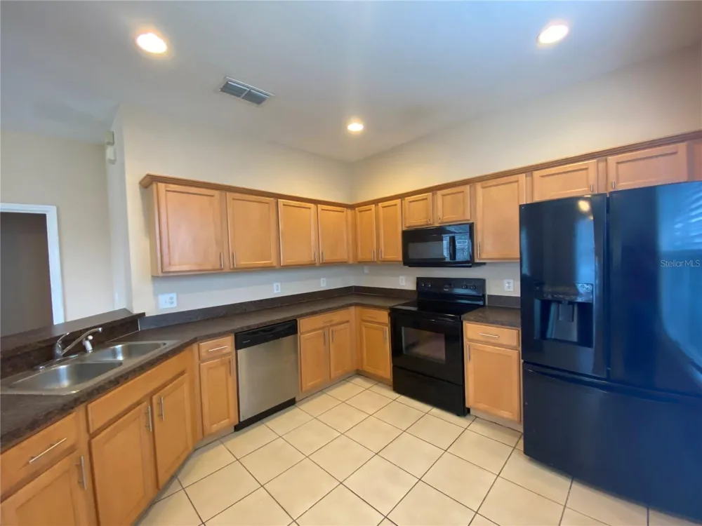 6660 S GOLDENROD ROAD #126B Orlando, FL 32822