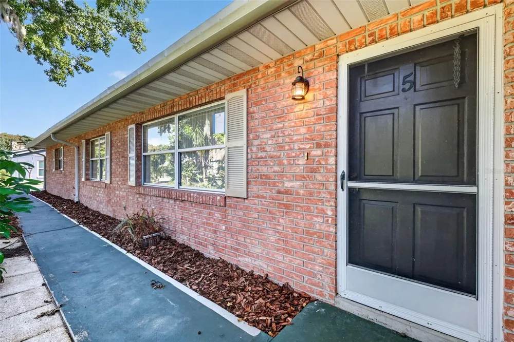 5 HERMOSA DRIVE Eustis, FL 32726