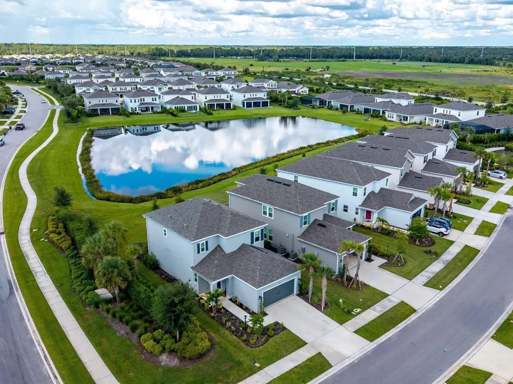 8504 SNOWFALL STREET Sarasota, FL 34241