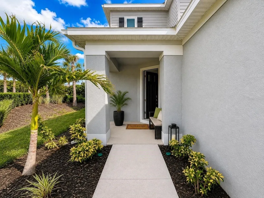 8504 SNOWFALL STREET Sarasota, FL 34241