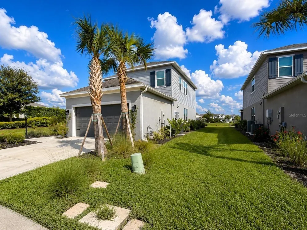 8504 SNOWFALL STREET Sarasota, FL 34241