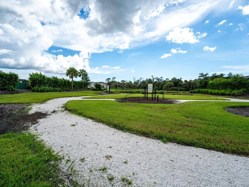 8504 SNOWFALL STREET Sarasota, FL 34241