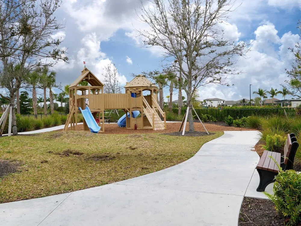 8504 SNOWFALL STREET Sarasota, FL 34241