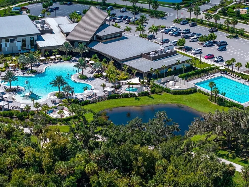 8504 SNOWFALL STREET Sarasota, FL 34241
