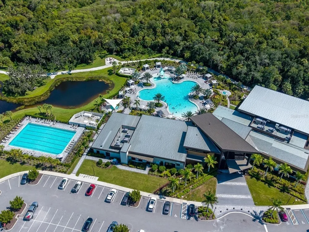 8504 SNOWFALL STREET Sarasota, FL 34241