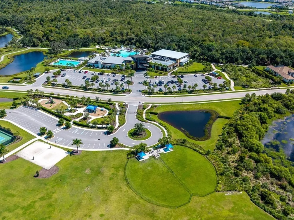 8504 SNOWFALL STREET Sarasota, FL 34241