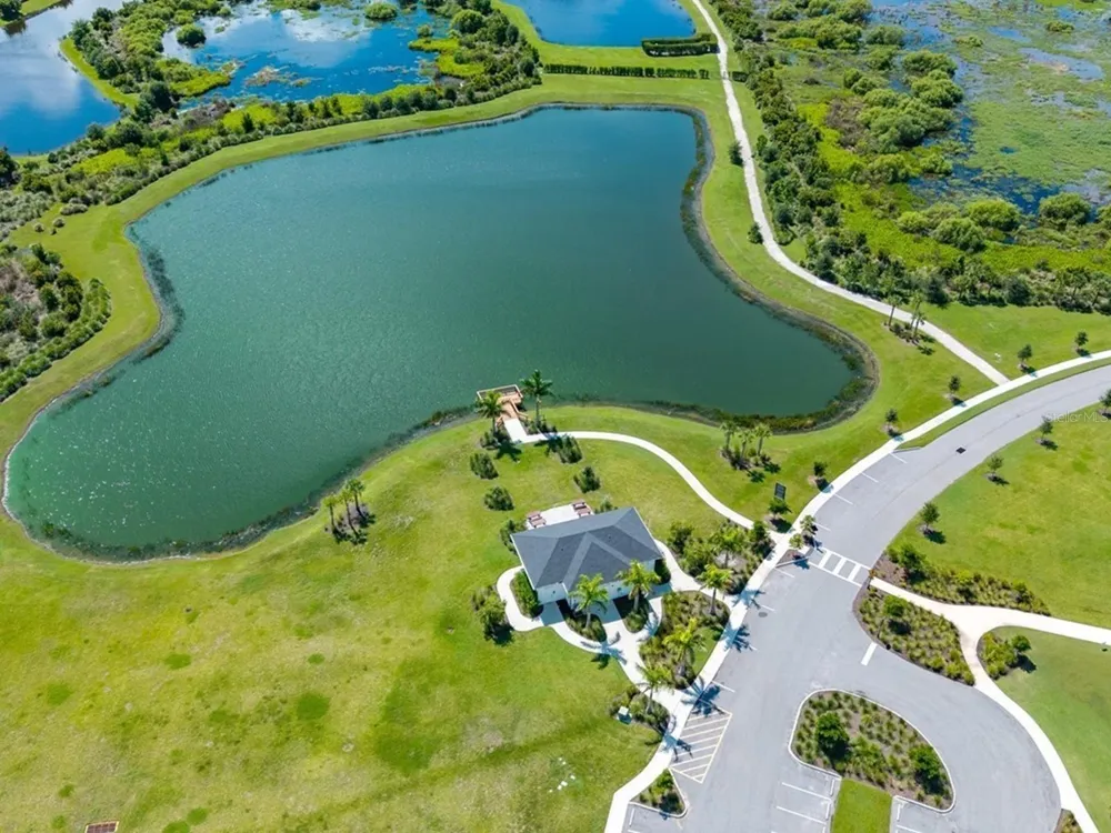 8504 SNOWFALL STREET Sarasota, FL 34241