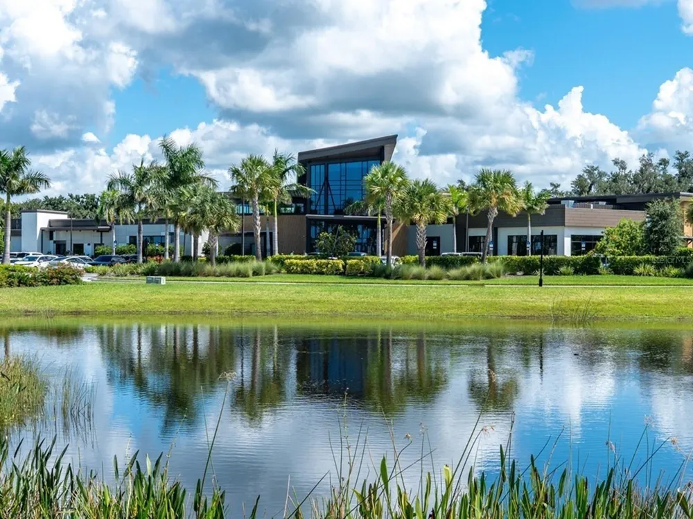 8504 SNOWFALL STREET Sarasota, FL 34241